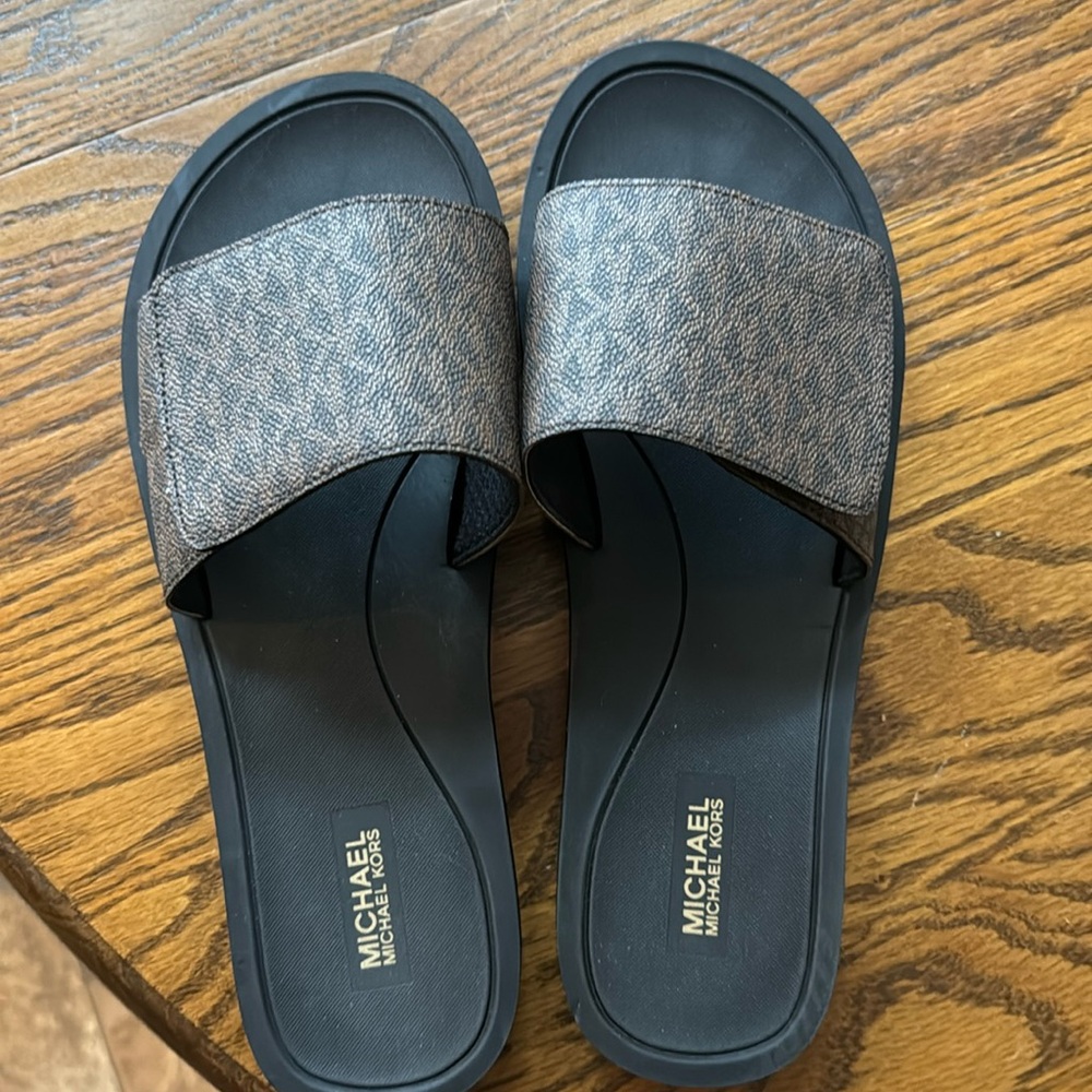 Michael Kors Slides